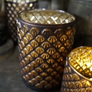 Prachtige koperkleurige windlichten in 2 maten verkrijgbaar.
