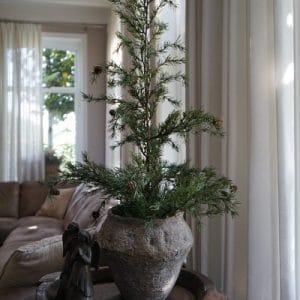 Kunst Larix Boompje 90 cm – Sober en stijlvol met dennenappeltjes