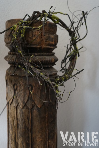 Wilgenkrans van Kunst – Licht Bemost, Flexibel (S 20–25 cm | L 30–35 cm) 🌿 - Afbeelding 5