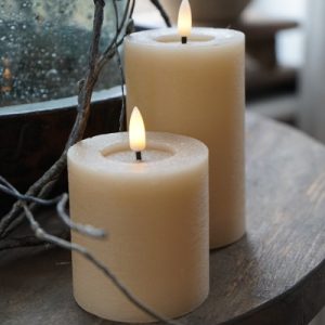 Rustieke LED-stompkaars – beige van Countryfield (8 & 12,5 cm, Ø 7,5 cm)