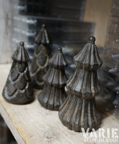 Houten decoratieboompje met streepmotief – 2 maten 🤎🌲 - Afbeelding 4