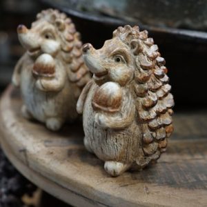 Egeltje met eikel – H 10 cm