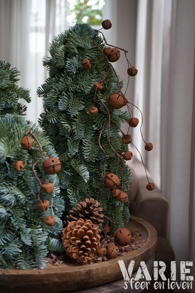 Kunst Nobilis boompjes op houten schijf – 3 maten 🌲🤎 - Afbeelding 6